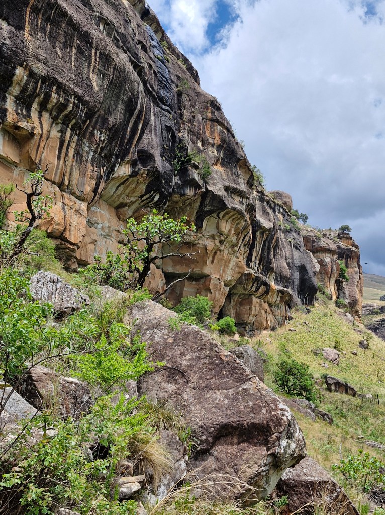 The entrance to Battle Cave. James Seymour