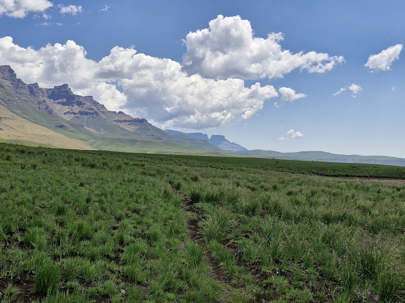 The Giant's Camp to Injisuthi Camp Hike. James Seymour