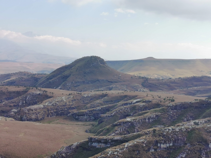The view from Stable Cave to Vaalribbokkop 